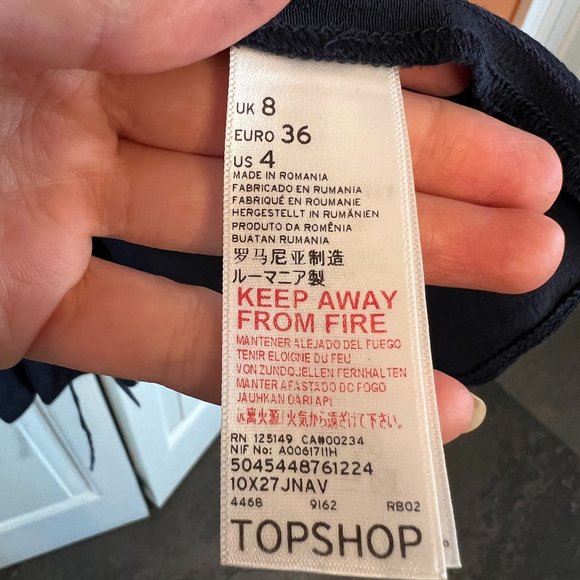 TOPSHOP Navy Blue Sleeveless Wrap Dress - Picture 9 of 10